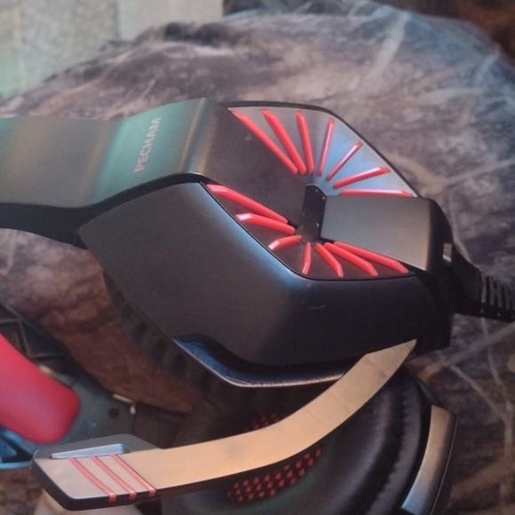 Pecham A1 Gaming Headset - Picture 2 of 3